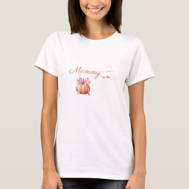 Pink Bow Pumpkin Mummy to Be T-Shirt (Front)