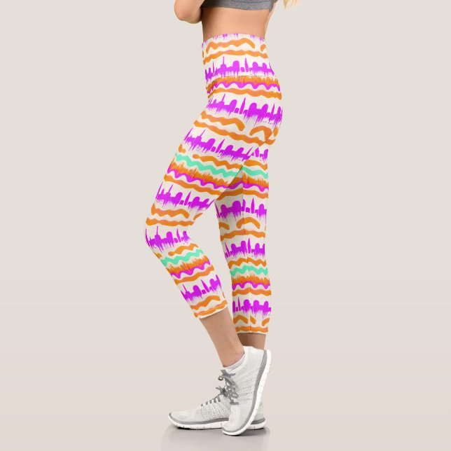 Pink City Urban Mural Graffiti Street Art Pattern Capri Leggings (Left)