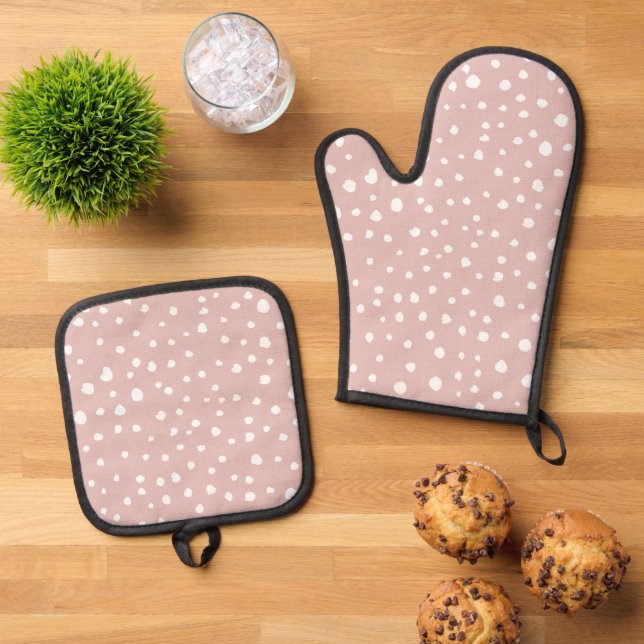 Pink Dalmatian Spots, Dalmatian Dots, Dotted Print Oven Mitt & Pot Holder Set (Top Down)