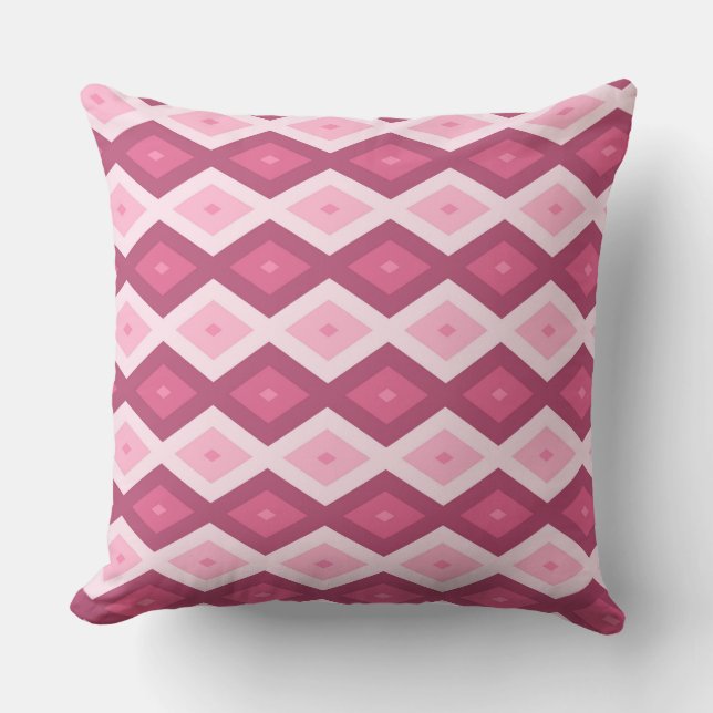 Pink diamond pattern cushion (Front)