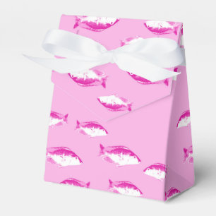 Pink fish favour box