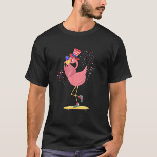 Pink Flamingo 4th Of July Funny Patriotic Bird Lov T-Shirt