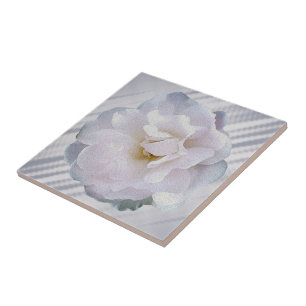 Pink grey rose tile