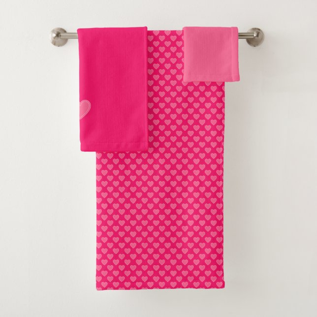 Pink Hearts Bath Towel Set (Insitu)