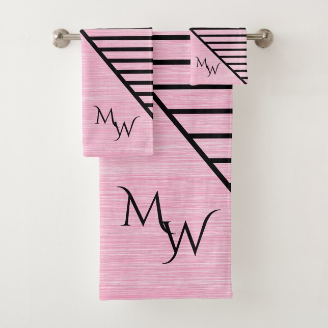 Pink Modern  Line Art Monogram Bath Towel Set (Insitu)