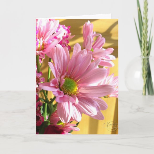 Pink Mum Greeting Card (Front)