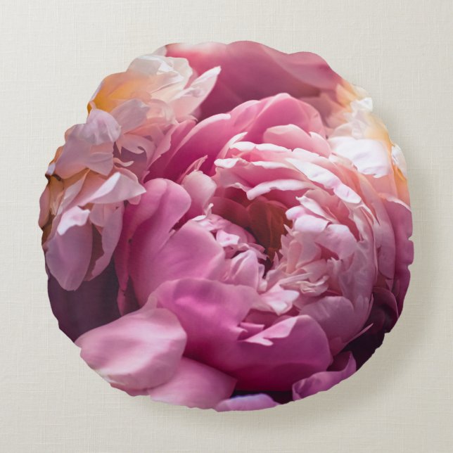 Pink Peonies: Luxurious Floral Art. Round Cushion (Front)