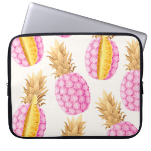 Pink Pineapple: High Detailed Vintage Laptop Sleeve