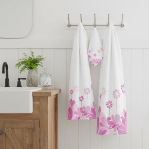 Pink Retro Floral Bloom Bath Towel Set