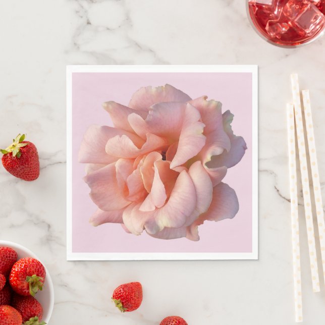 pink rose bloom napkin (Insitu)