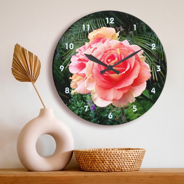 Pink rose flower bold close-up photography simple large clock (Creator Uploaded)