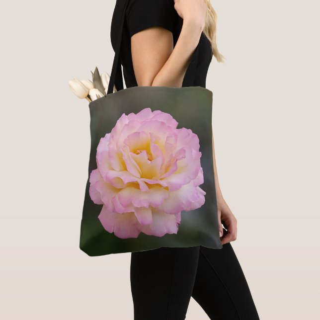 pink rose tote bag (Close Up)