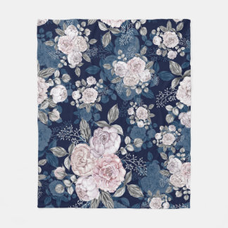 Pink Roses Dark Blue: Vintage Fleece Blanket