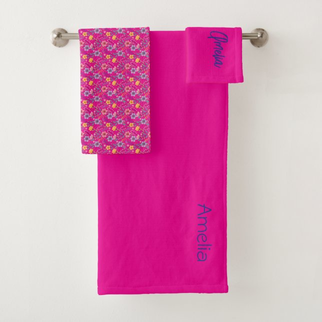 Pink simple wildflower pattern name bath towel set (Insitu)