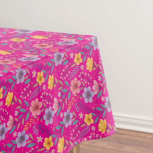 Pink simple wildflower pattern tablecloth (In Situ)