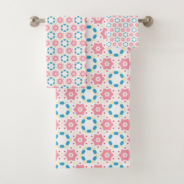 Pink star flower blue dots pattern bath towel set (Insitu)