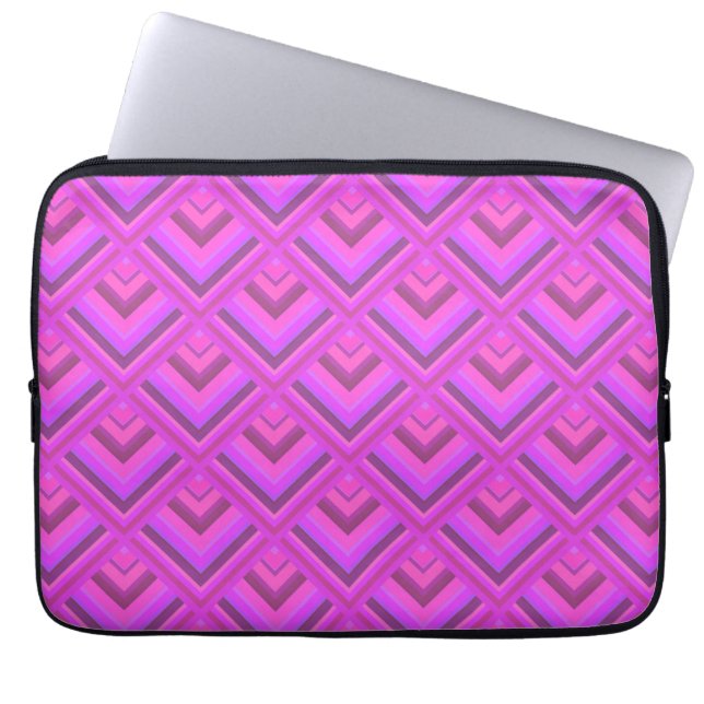 Pink stripes scale pattern laptop sleeve (Front)