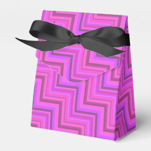 Pink stripes stairs pattern favour box