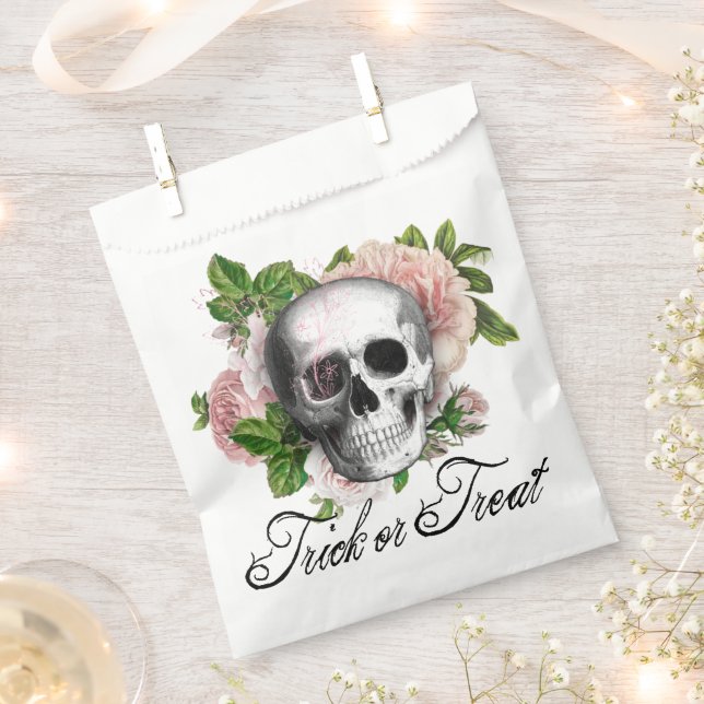 Pink Victorian Gothic Skull Damask Halloween Favour Bags (Clipped)