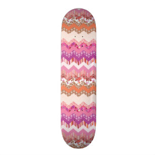 Pink zigzag background skateboard