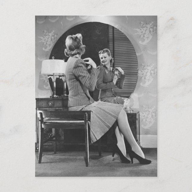 Pinning Postcard (Front)