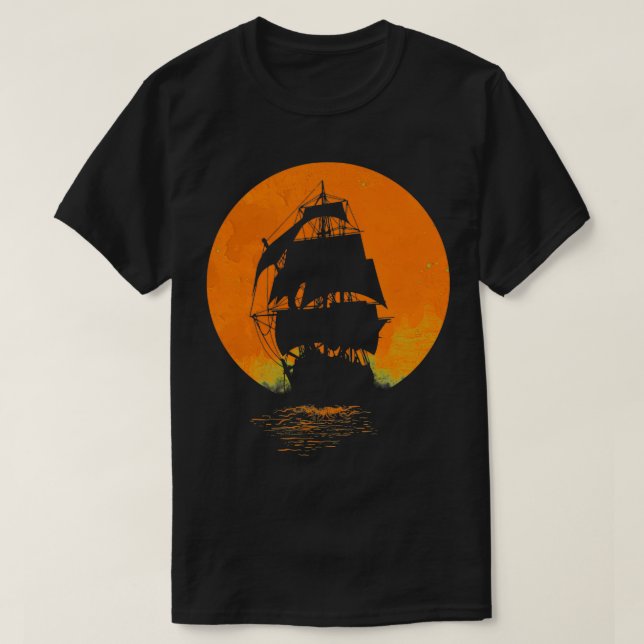 Pirate ship sunset Classic TShirt (Design Front)