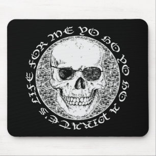 pirate skull mouse mat