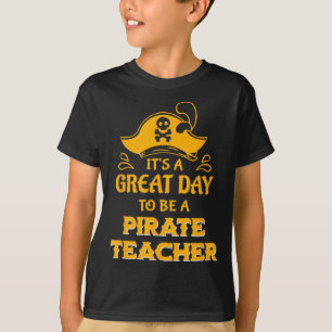 Pirate Teacher Theme For School Staff Showing Masc T-Shirt