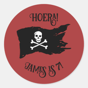 Piraten Sticker "Hoera!" Dieprood met Piratenvlag