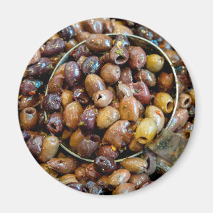 Pitted and Seasoned Black Leccino Olives Magnet