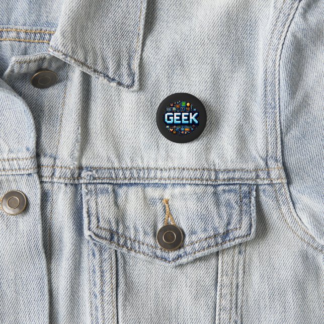 Pixel art for geeks 3 cm round badge (In Situ)