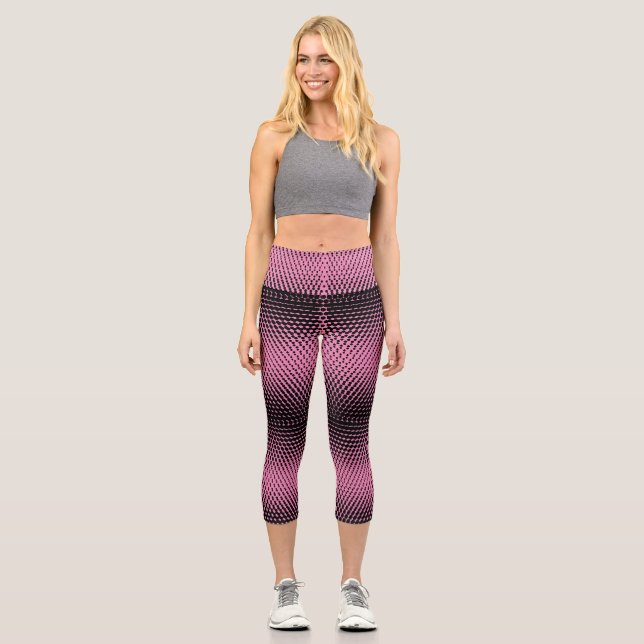 Pixel Pattern 09.B.w. Pink BG Capri Leggings (Front)