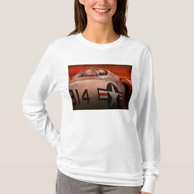 Plane - Pilot - Airforce - Go get em Tiger T-Shirt (Front)