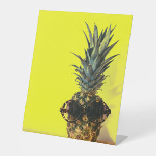 Plastic Pedestal Sign 10"X12"