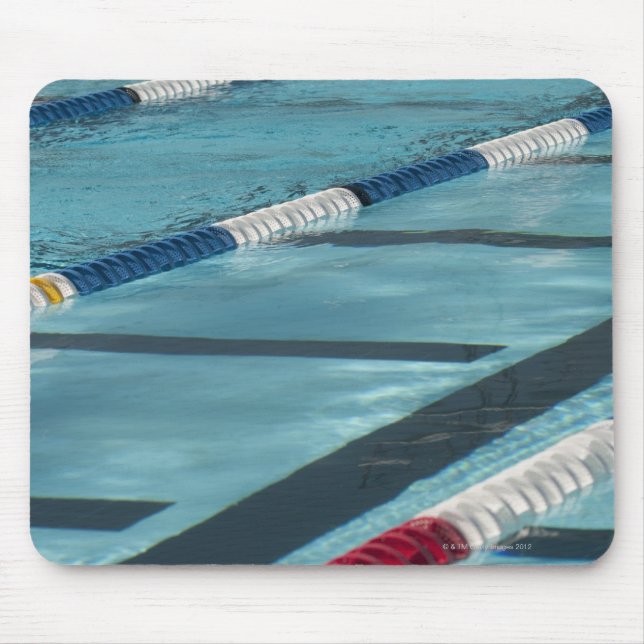Plastic separators in a swimming pool creating mouse mat (Front)