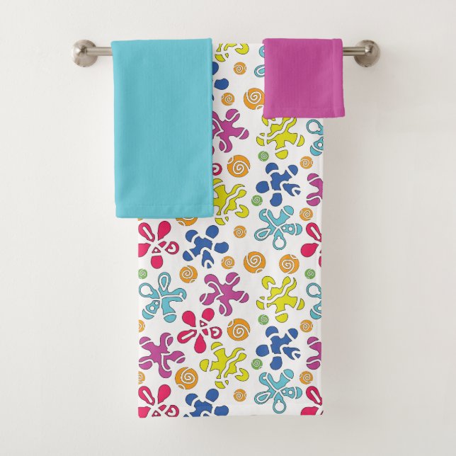 Playful Abstract Doodle Shapes Bath Towel Set (Insitu)