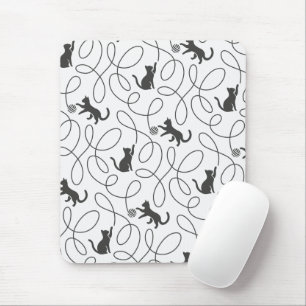 Playful Black Cat and Yarn Ball Pattern Mouse Mat