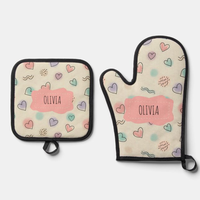 Playful Doodles of Hearts, Dots and Wavy Lines Oven Mitt & Pot Holder Set (Front)
