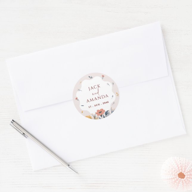 Playful Retro Pink Wedding stickers (Envelope)