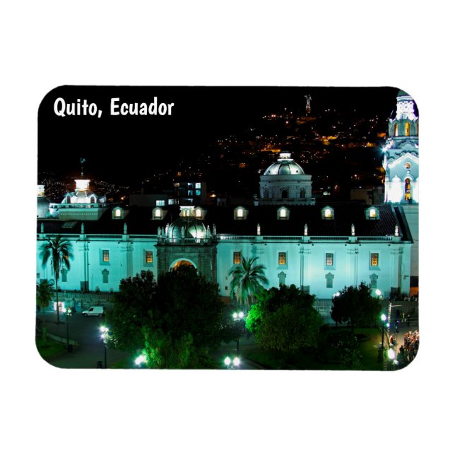 Plaza de la Independencia, Quito, Ecuador Magnet (Horizontal)