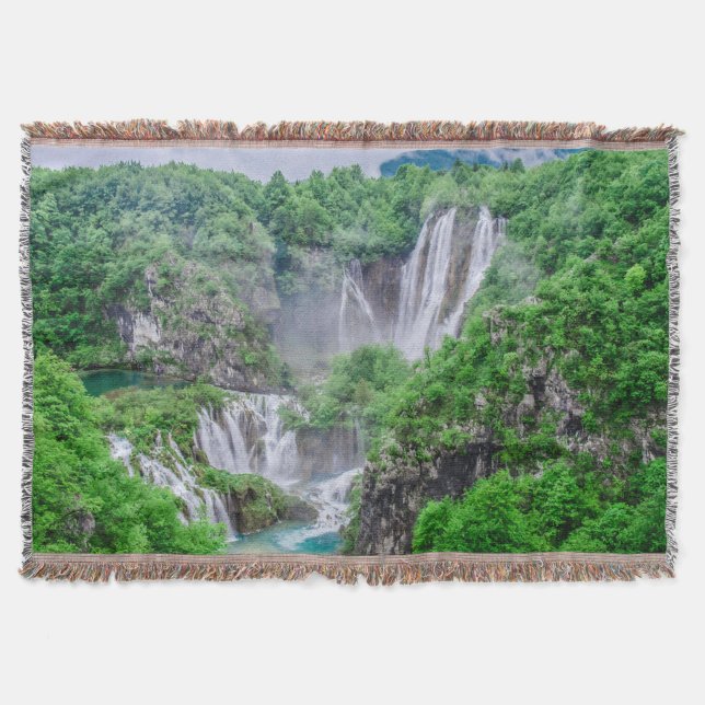 Plitvice lakes waterfall throw blanket (Front)