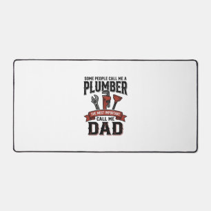 Plumber Dad Vintage Engraving Shirt Design_1 Desk Mat