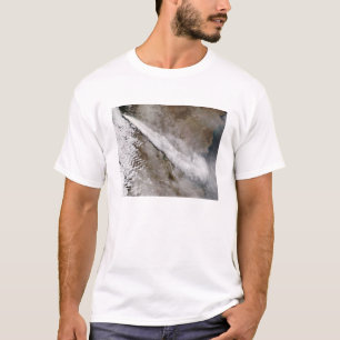 Plume from eruption of Chaiten volcano, Chile T-Shirt