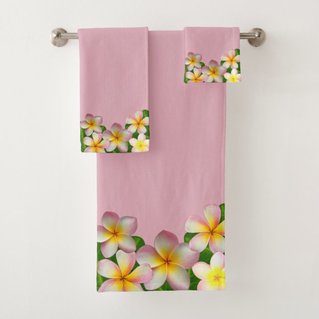 Plumeria Flowers on Light Pink Bath Towel Set (Insitu)