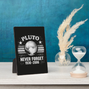 Pluto Never Forget Plaque