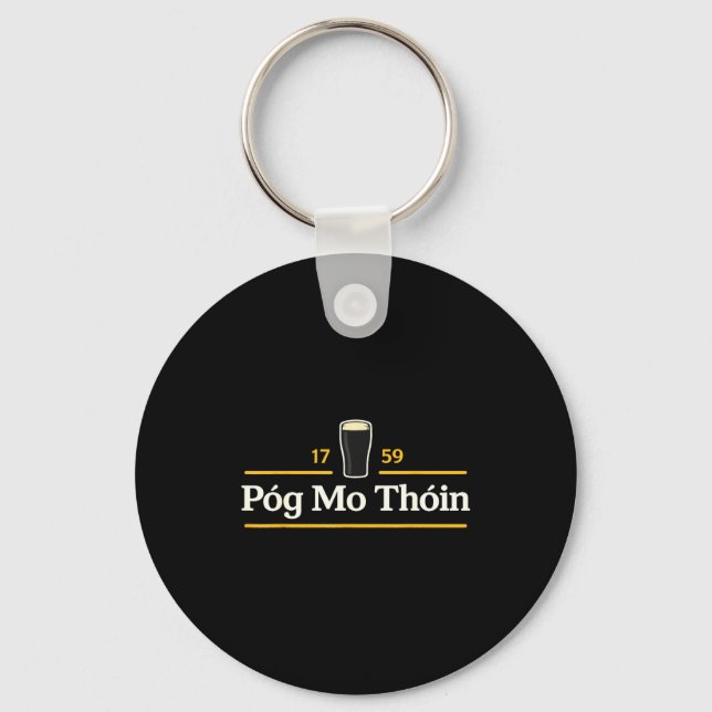 Póg mo thóin funny pog mo thoin irish st patricks key ring (Front)
