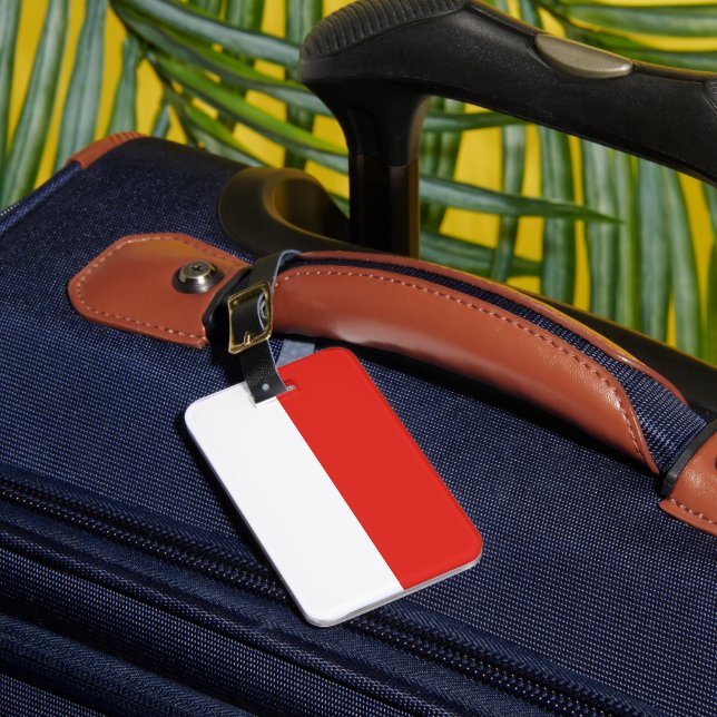 Poland flag luggage tag (Front Insitu 1)