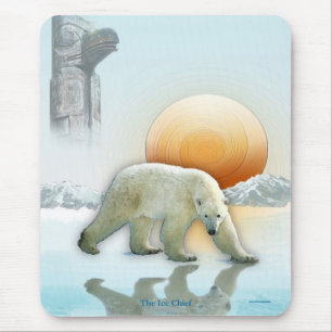 Polar Bear and Totem Pole Wildlife Art Mouse Mat
