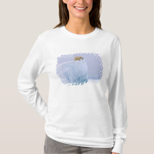 polar bear, Ursus maritimus T-Shirt