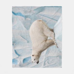 Polar Bear: Zoo Habitat Glimpse Fleece Blanket